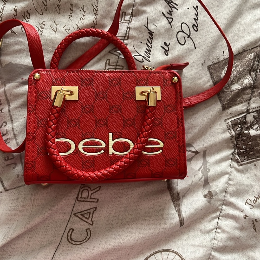 Red Handbag - Picture 3 of 4